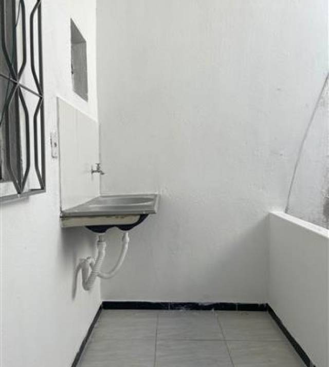 WhatsApp Image 2025-10-13 at 15.15.29 3.jpeg